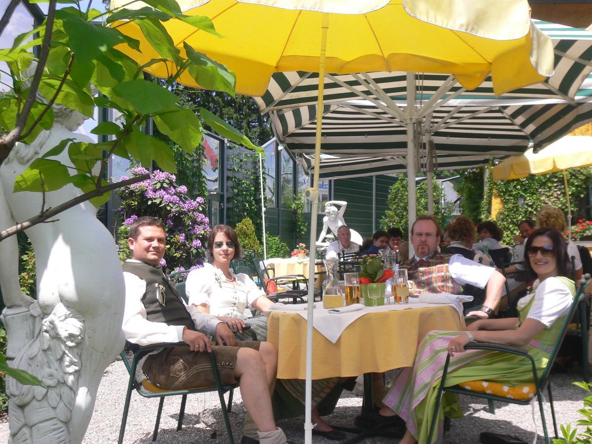 Gasthof Hohlwegwirt Hallein Bagian luar foto